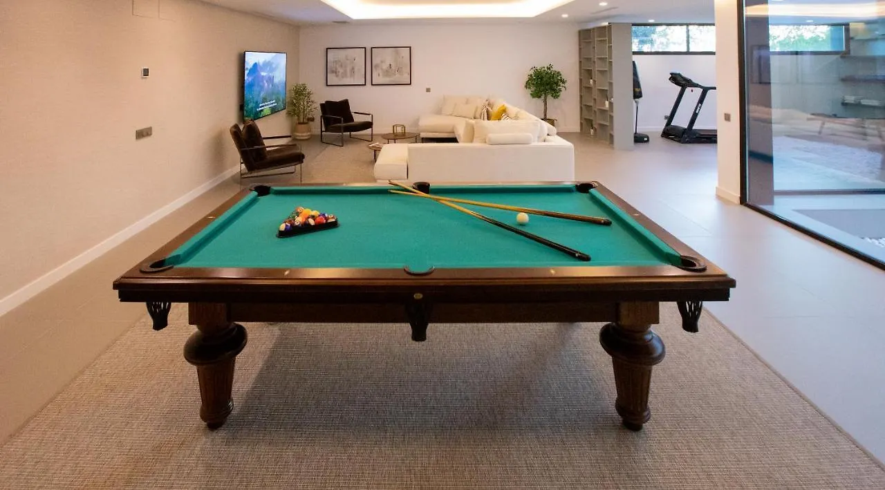 Modern Luxury Villa In Los Flamingos Estepona 0*,  Espagne